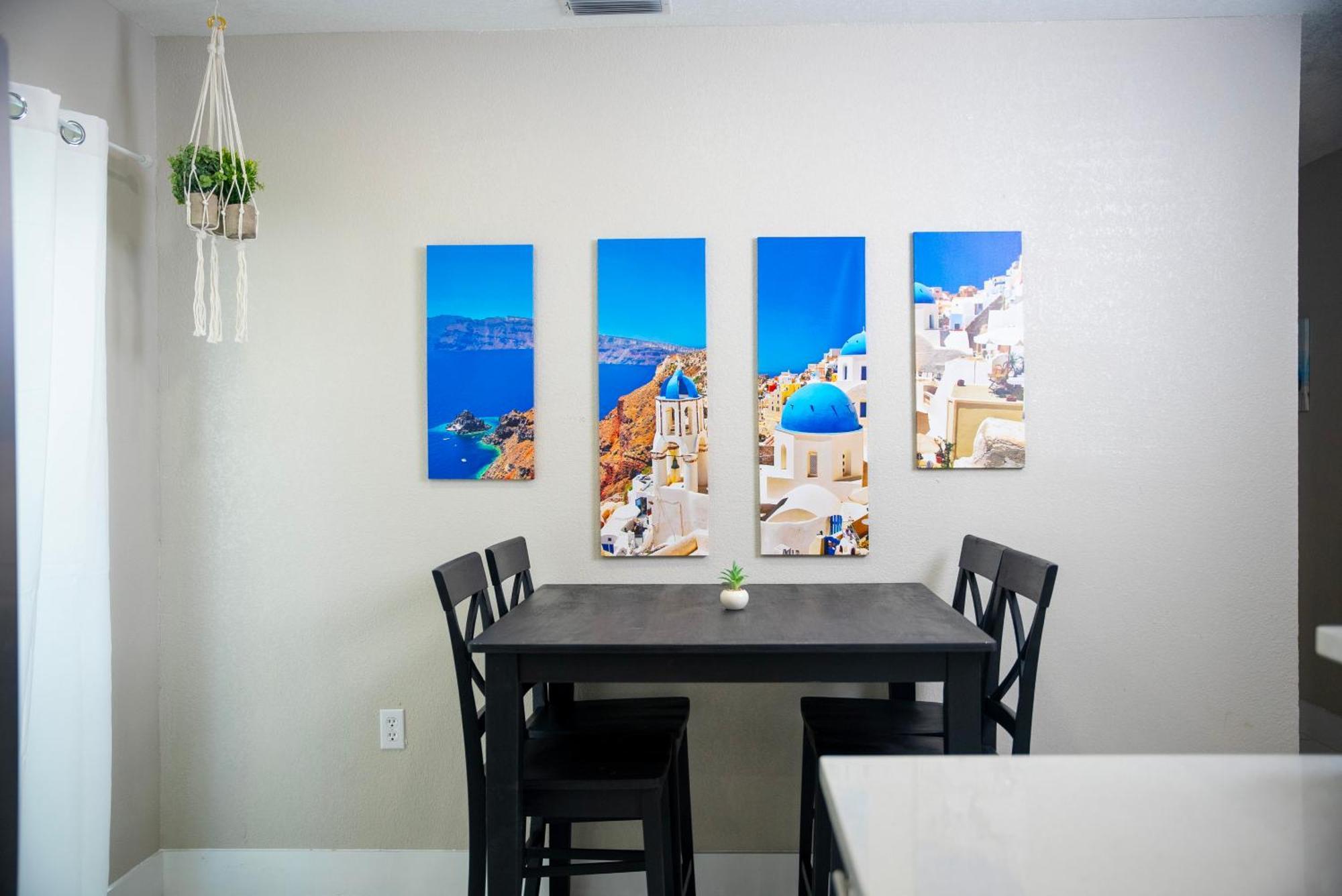 Stunning Modern Home In Tampa With Pool - Just 5 Minutes From Airport! Exterior photo